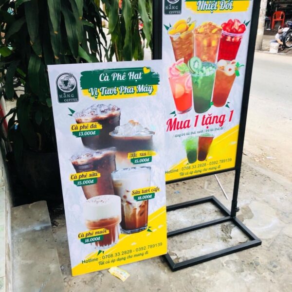 In standee quảng cáo – In đẹp, dựng nhanh Standee Khung Sat Dung 2 Mat Decal Can Formex09