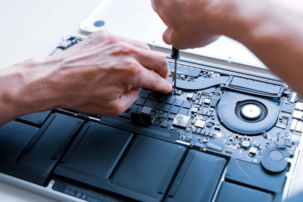 Dịch Vụ Sửa MacBook Uy Tín, Chuyên Nghiệp - Bảo Hành Dài Hạn Các lỗi thường gặp trên MacBook và cách khắc phục