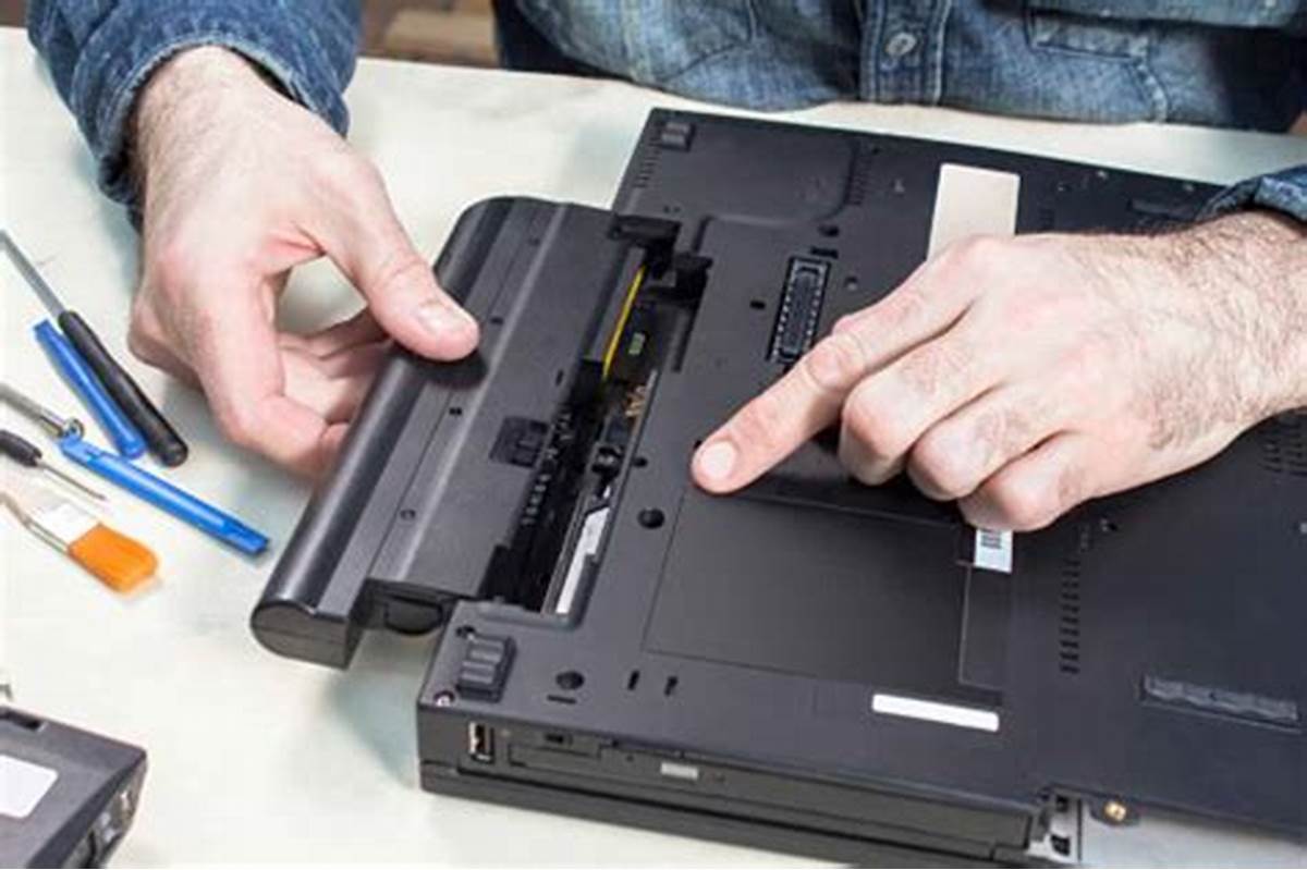 Thay pin laptop Tại sao cần thay pin laptop