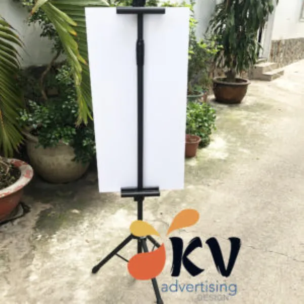 Standee Chân Chữ Thập