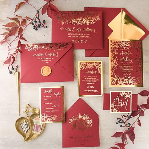 Thiệp cưới kèm thiệp cảm ơn màu đỏ truyền thống