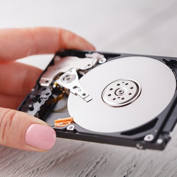 Cứu Dữ Liệu, khôi phục dữ liệu Quy Trình Cứu Dữ Liệu Ổ Cứng Chuyên Nghiệp tại Innhanh.pro.vn