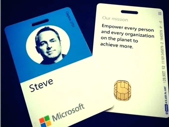 Mau the nhan vien dep17