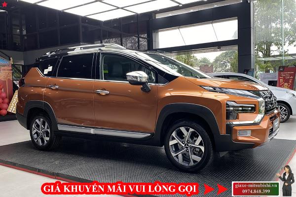 Hộp bánh trung thu 4 bánh với thông số kỹ thuật tiêu chuẩn: kích thước, chất liệu, số lượng bánh, thiết kế và phụ kiện đi kèm.