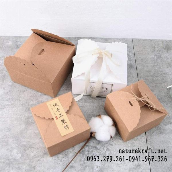 Hộp bánh Trung Thu bằng giấy Kraft thân thiện môi trường