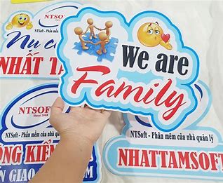 mau hashtag cam tay innhanh.pro .vn42