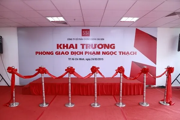background khai truong 3