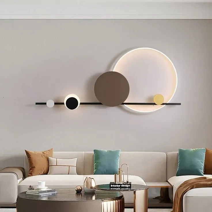 Tìm Hiểu Về Tranh Đèn LED: Giải Pháp Trang Trí Tiết Kiệm Mà Vẫn Sang Trọng. Tranh đèn led là một loại hình tranh trang trí ứng dụng công nghệ đèn LED (Light Emitting Diode) để chiếu sáng, làm nổi bật các chi tiết, họa tiết hoặc toàn bộ bức tranh.