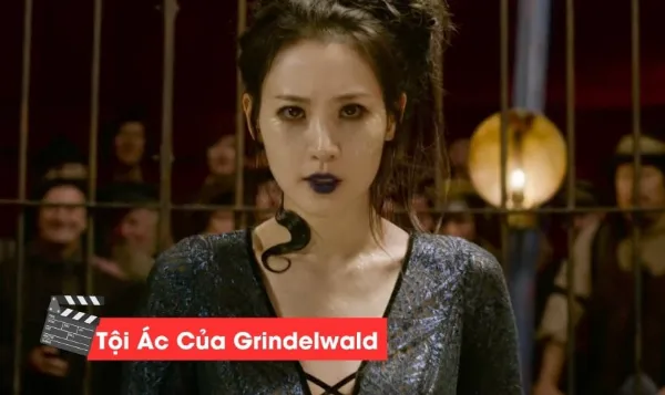 Claudia Kim trong vai Nagini trong phim Tội Ác Của Grindelwald
