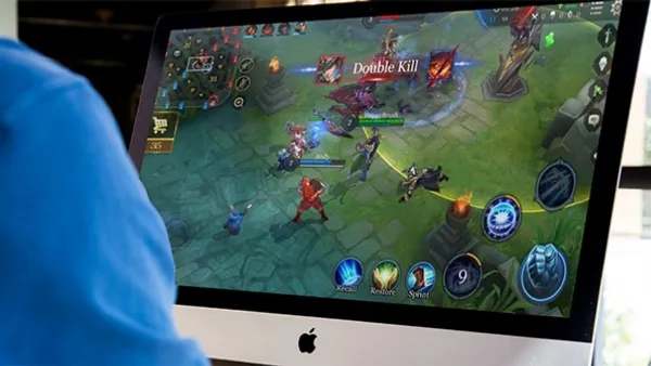 Cách tải, cài đặt Liên Quân Mobile trên laptop, máy tính đơn giản Hình ảnh so sánh lối chơi MOBA của Liên Quân Mobile và Liên Minh Huyền Thoại trên nền tảng máy tính