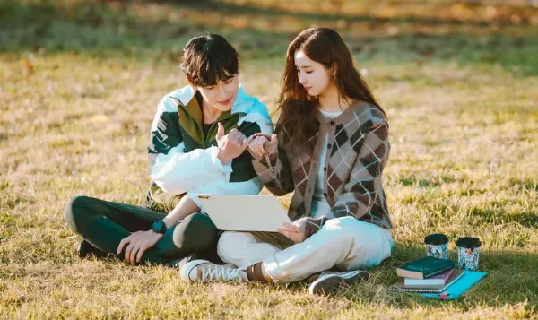 Các phim và chương trình truyền hình có sự tham gia của Im Si-wan Im Si-wan trong vai vận động viên Ki Seon Gyeom trong phim lãng mạn Bước chạy tới trái tim (Run On) năm 2020-2021
