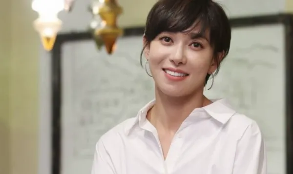 Jang Young Nam tham gia chương trình thực tế Tìm Nhà Mới (Where Is My Home)