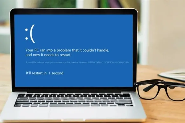 Laptop bị đơ không tắt được? Nguyên nhân và cách khắc phục Màn hình xanh chết chóc (BSOD) - dấu hiệu laptop gặp lỗi hệ thống nghiêm trọng