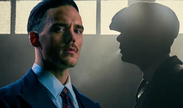 Các phim và chương trình truyền hình có sự tham gia của Sam Claflin Sam Claflin vai Oswald Mosley trong series Peaky Blinders