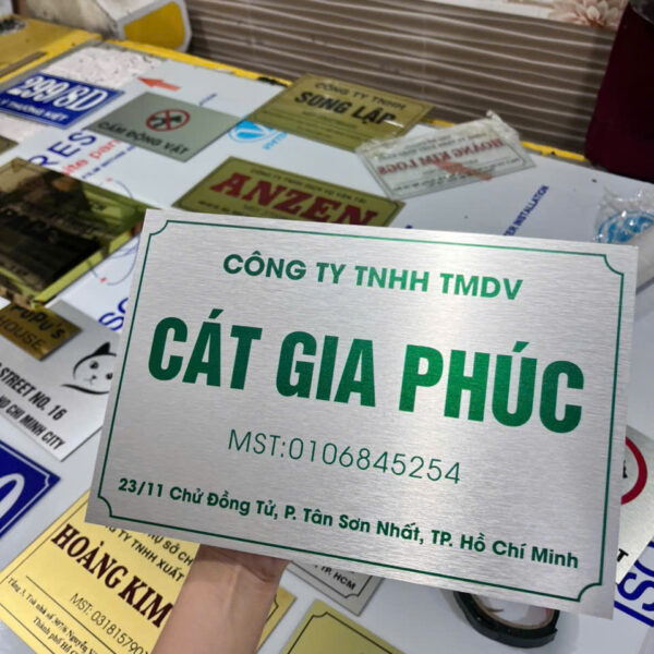 Biển tên công ty đẹp bang cong ty alu 43