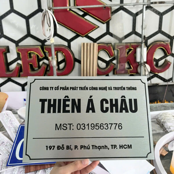 Biển tên công ty đẹp bang cong ty alu 96