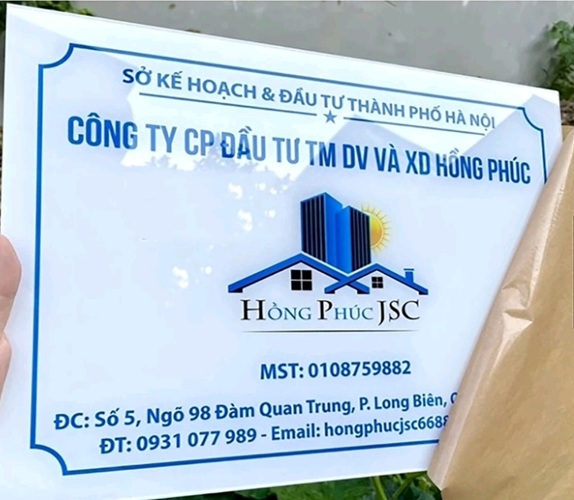 Dịch Vụ In Nhanh bien cong ty mica 21
