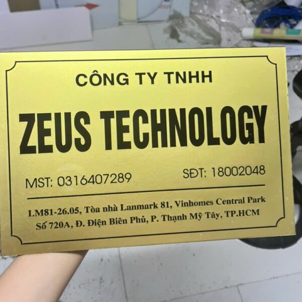 Biển tên công ty đẹp bien cong ty mica 6
